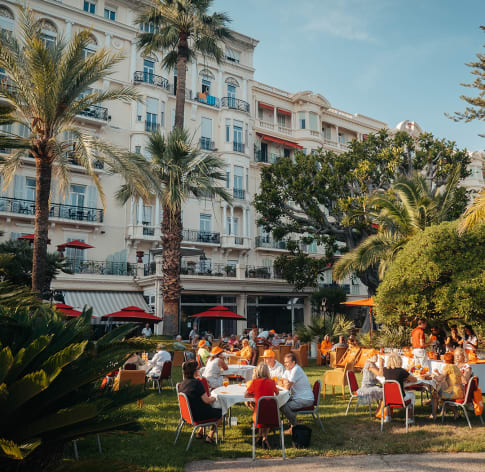e3a8ee428c9f-Menton-royal-west-terrasse-jardin-soiree